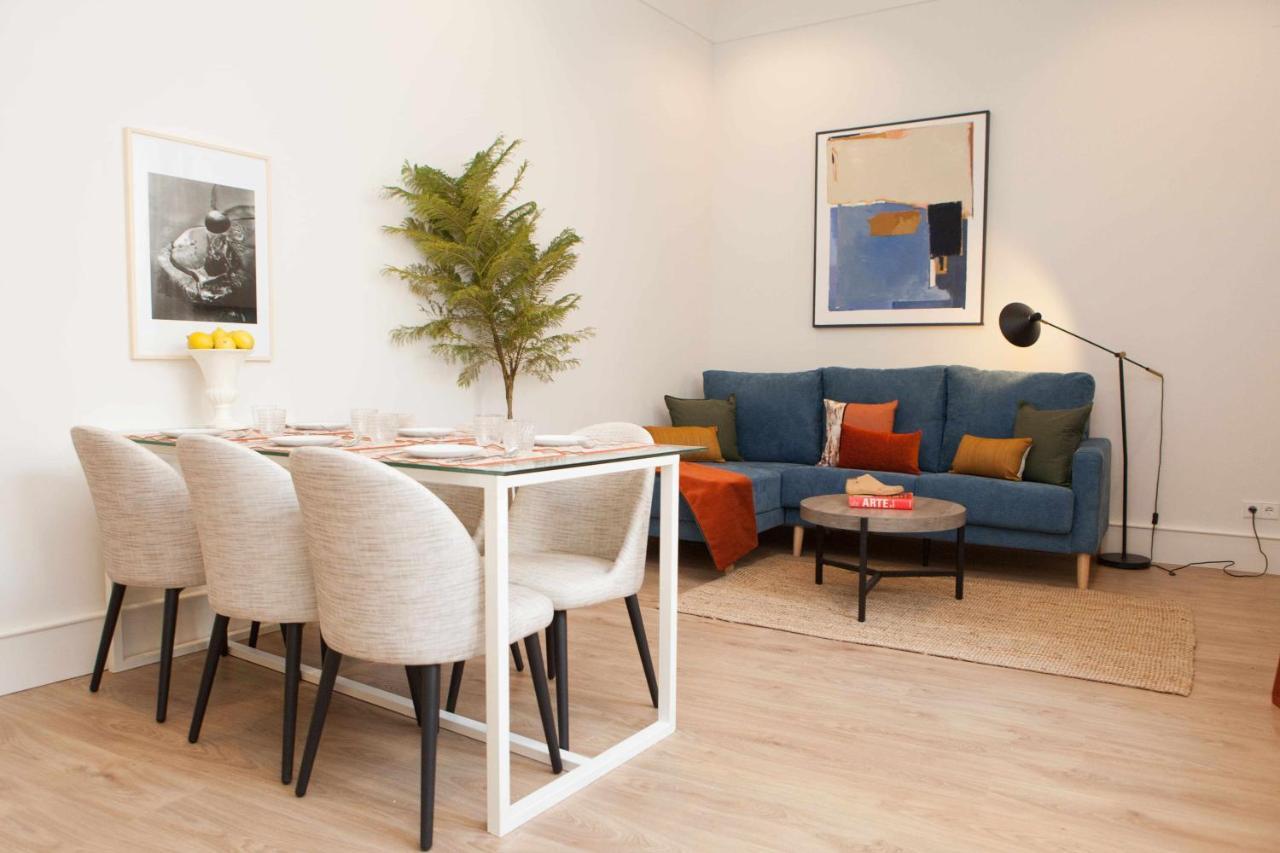 Isg Apartments Cedaceros Sevilla Buitenkant foto