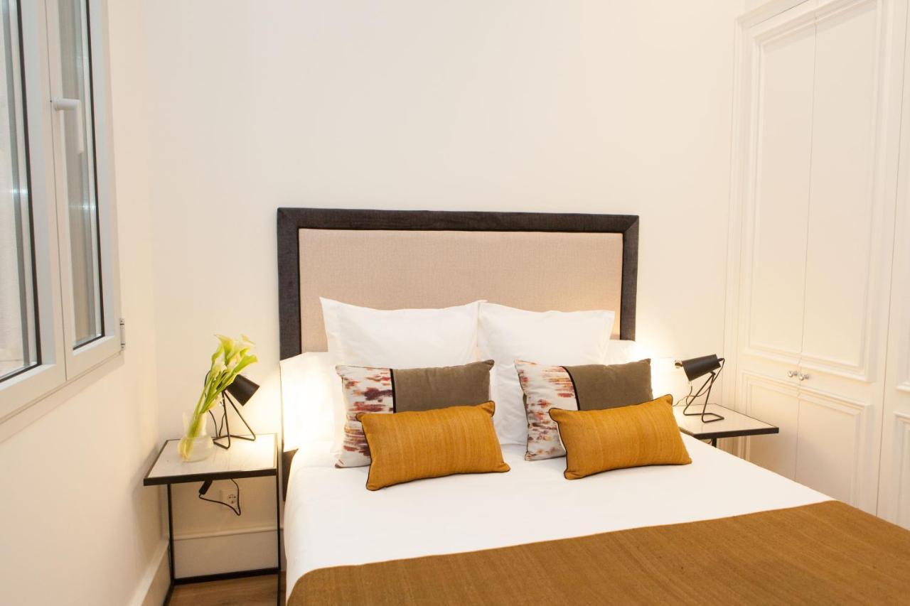 Isg Apartments Cedaceros Sevilla Buitenkant foto