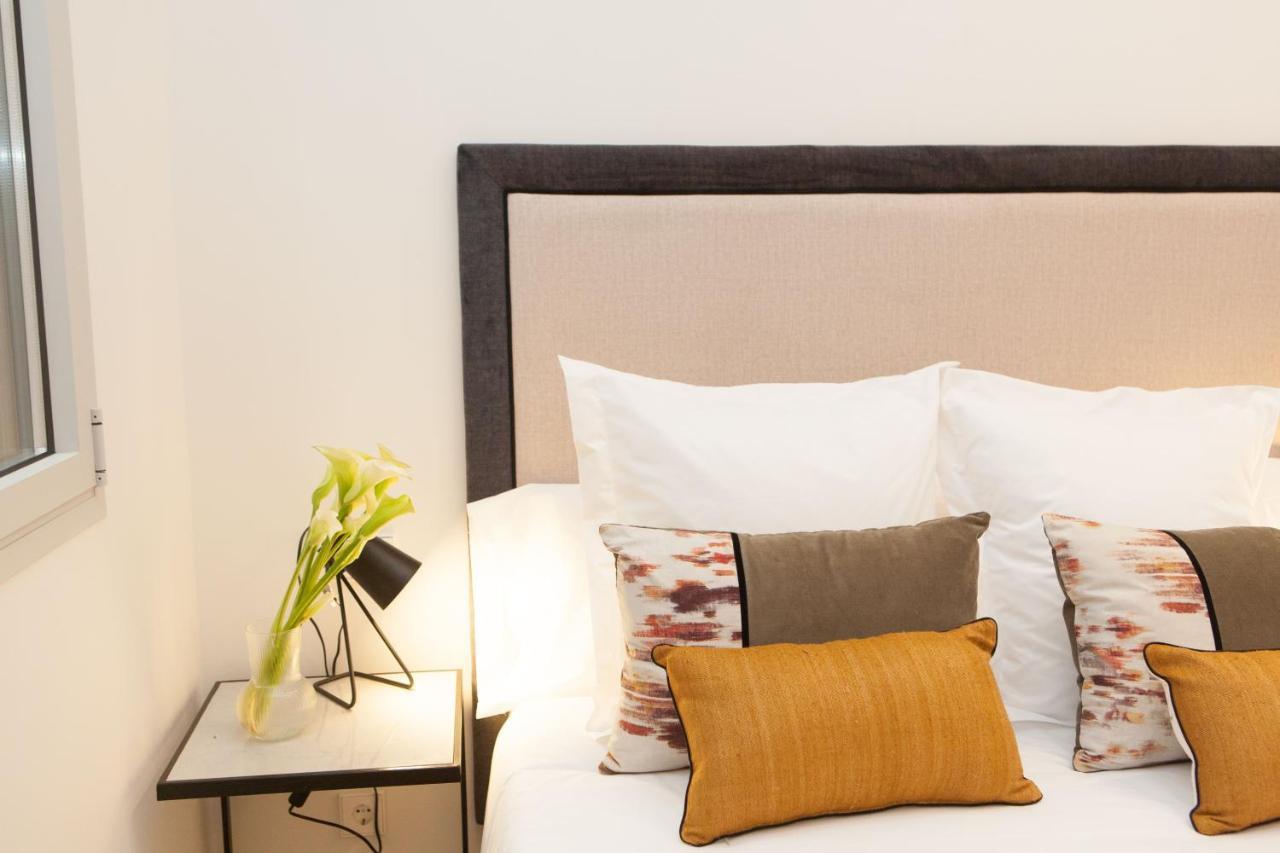 Isg Apartments Cedaceros Sevilla Buitenkant foto