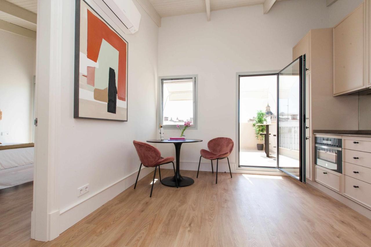 Isg Apartments Cedaceros Sevilla Buitenkant foto
