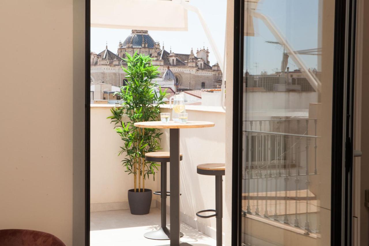 Isg Apartments Cedaceros Sevilla Buitenkant foto