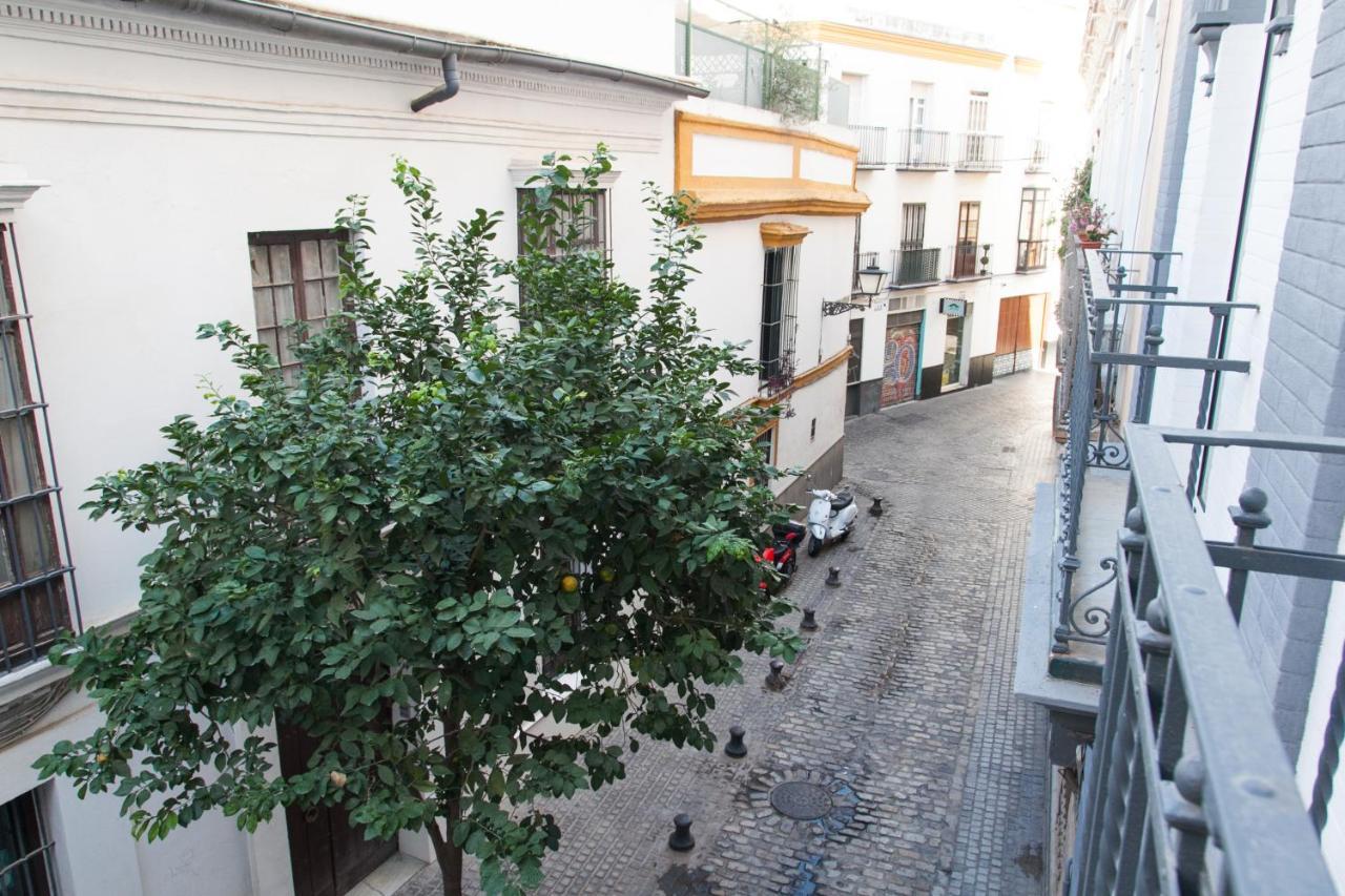 Isg Apartments Cedaceros Sevilla Buitenkant foto