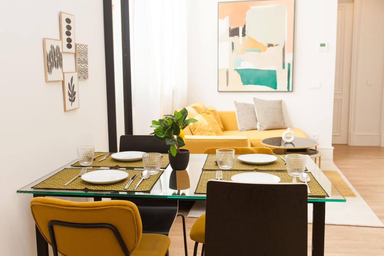 Isg Apartments Cedaceros Sevilla Buitenkant foto