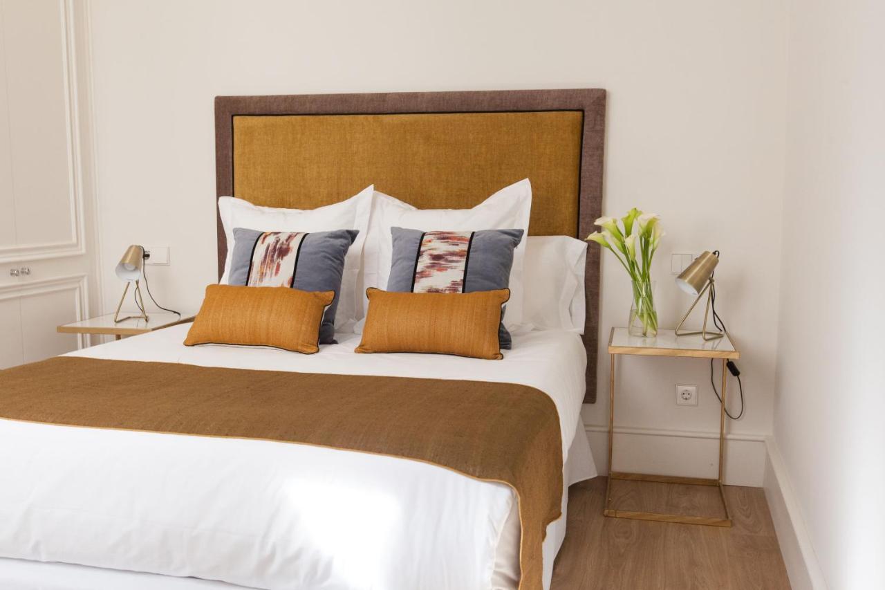 Isg Apartments Cedaceros Sevilla Buitenkant foto