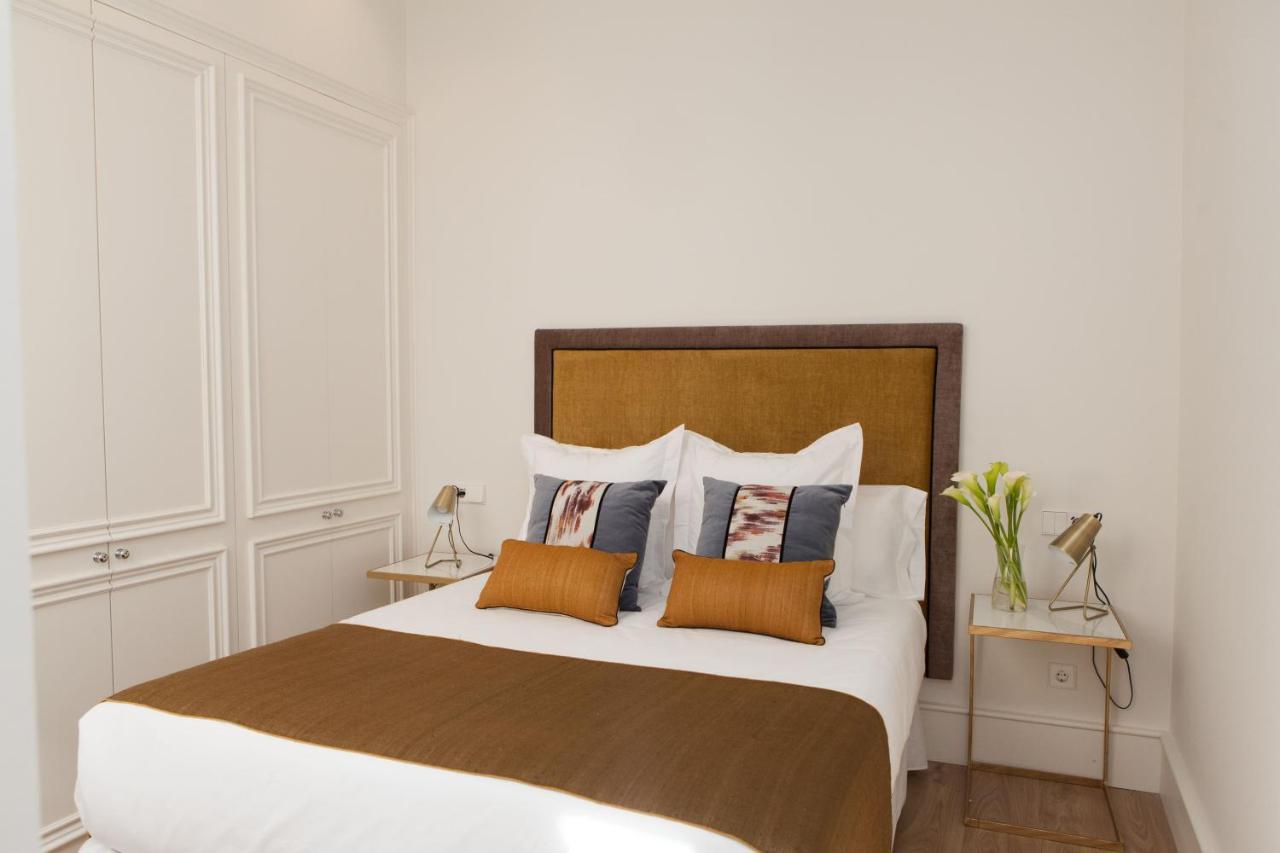 Isg Apartments Cedaceros Sevilla Buitenkant foto