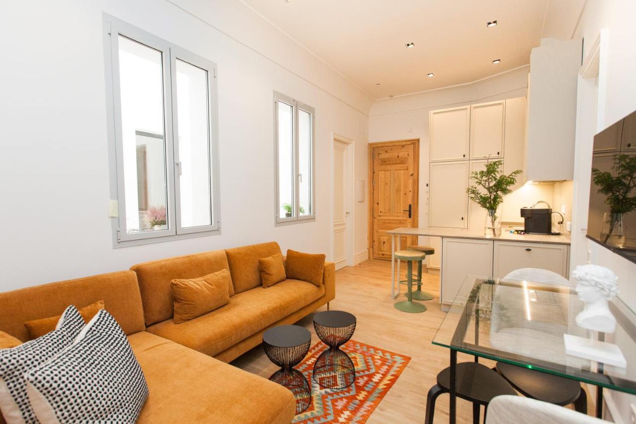 Isg Apartments Cedaceros Sevilla Buitenkant foto